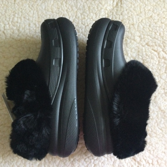 CROCS Furever Crush Classic fur lined Clog ( NEW w/Tags & Bag ) - Picture 6 of 13